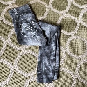 Faux denim-look leggings